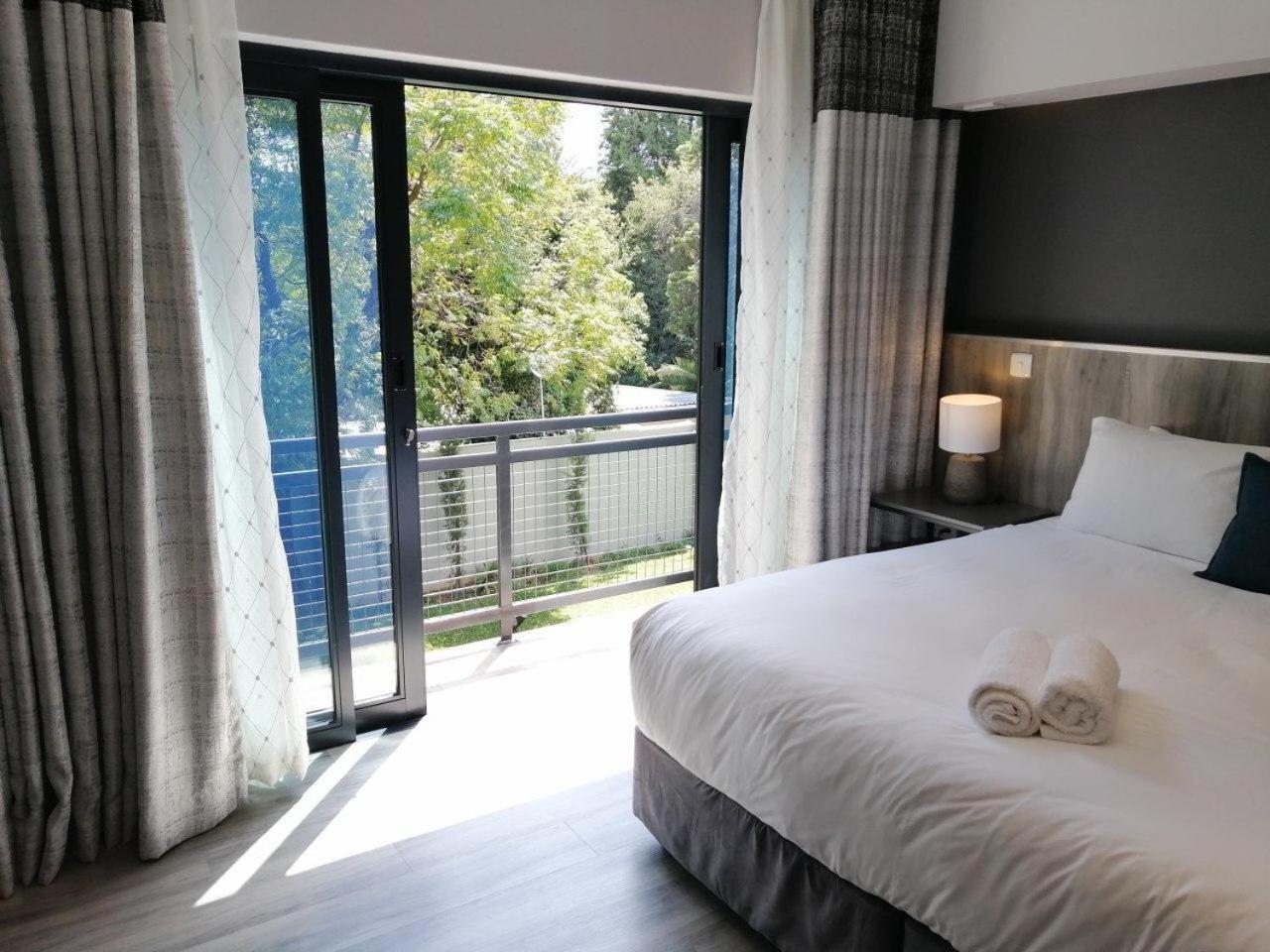 La Orchard Hotel Johannesburg Bagian luar foto