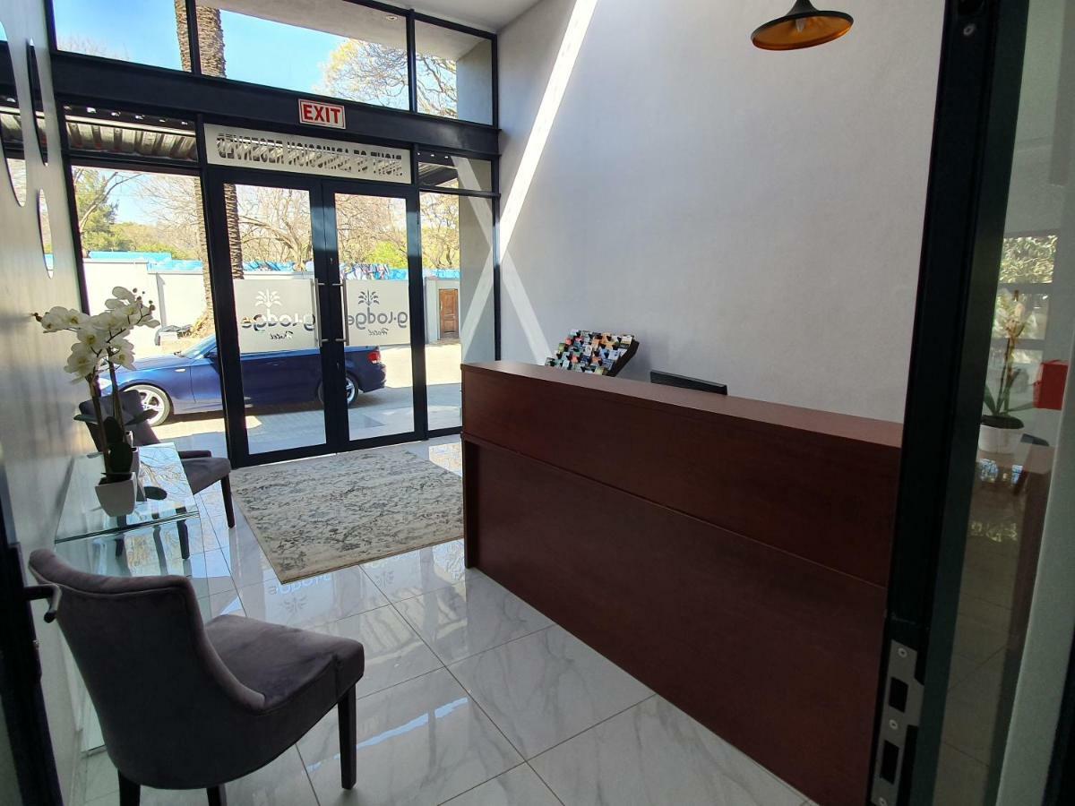 La Orchard Hotel Johannesburg Bagian luar foto