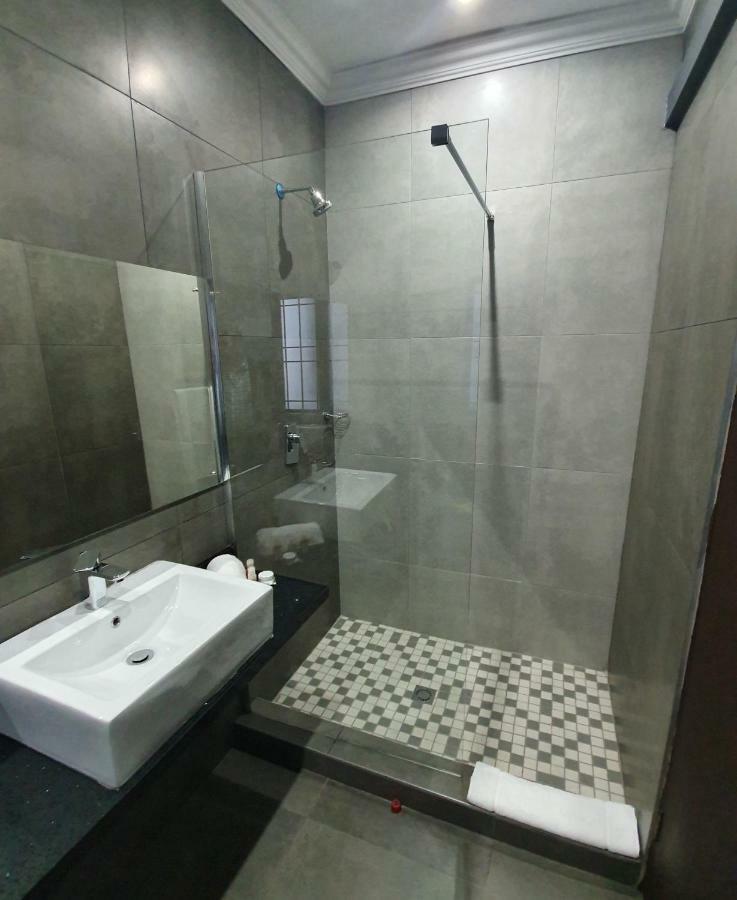 La Orchard Hotel Johannesburg Bagian luar foto