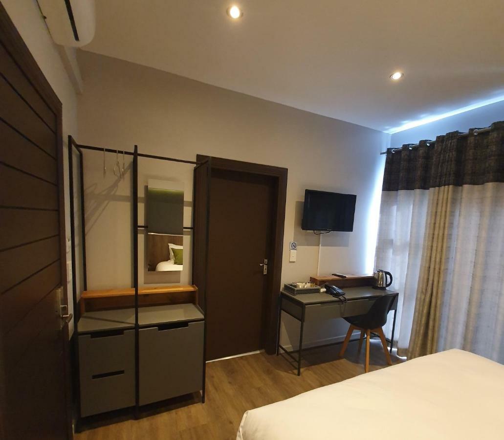 La Orchard Hotel Johannesburg Bagian luar foto
